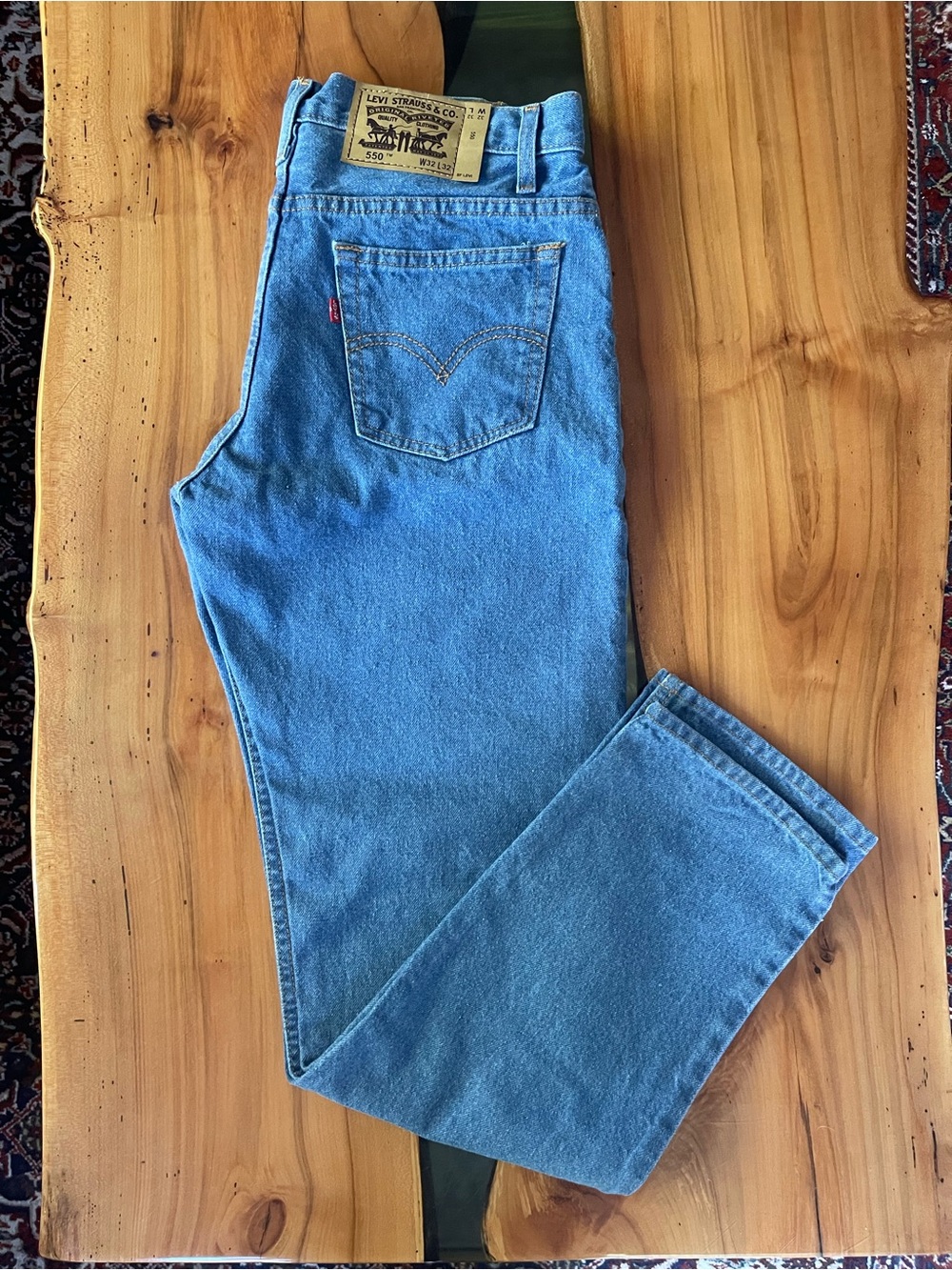 Vintage Levi's 550 High-Rise Women's Jeans Light Wash Denim 32x32